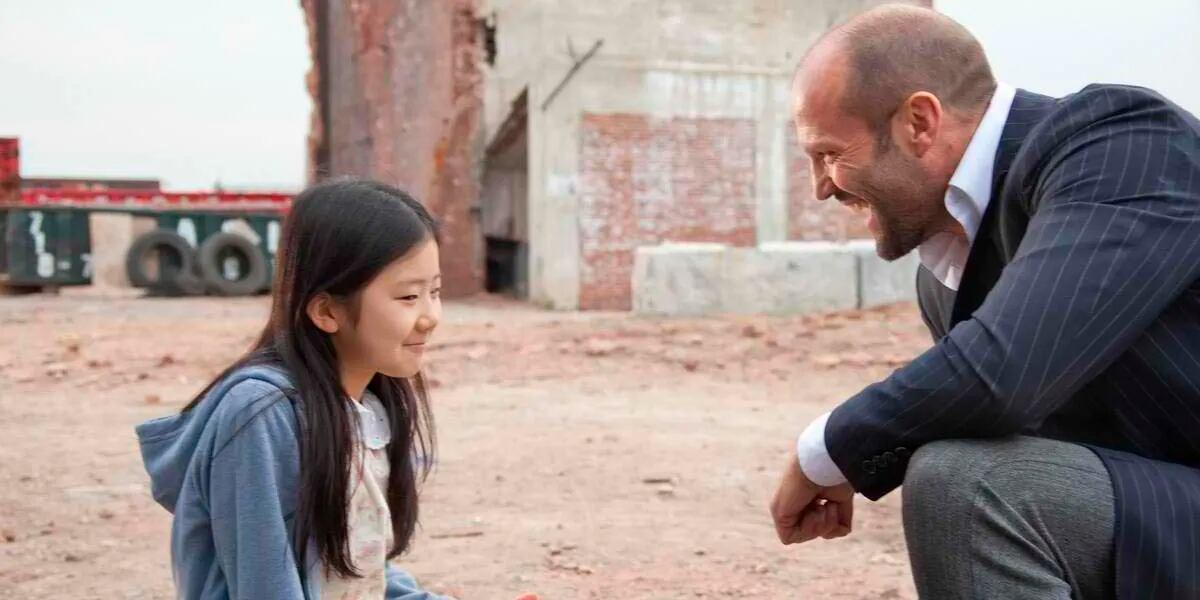 Dura 1 hora y media, está protagonizada por Jason Statham, deben rescatar a una nena con una mente matemática prodigiosa y es tendencia en Netflix