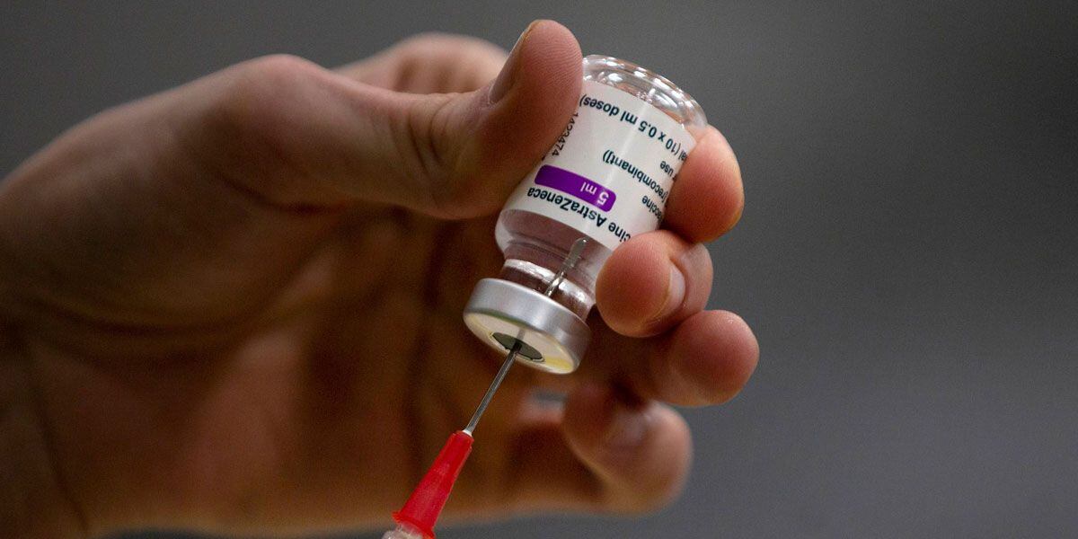 El Gobierno ahora donará vacunas contra el COVID-19 a dos países de África