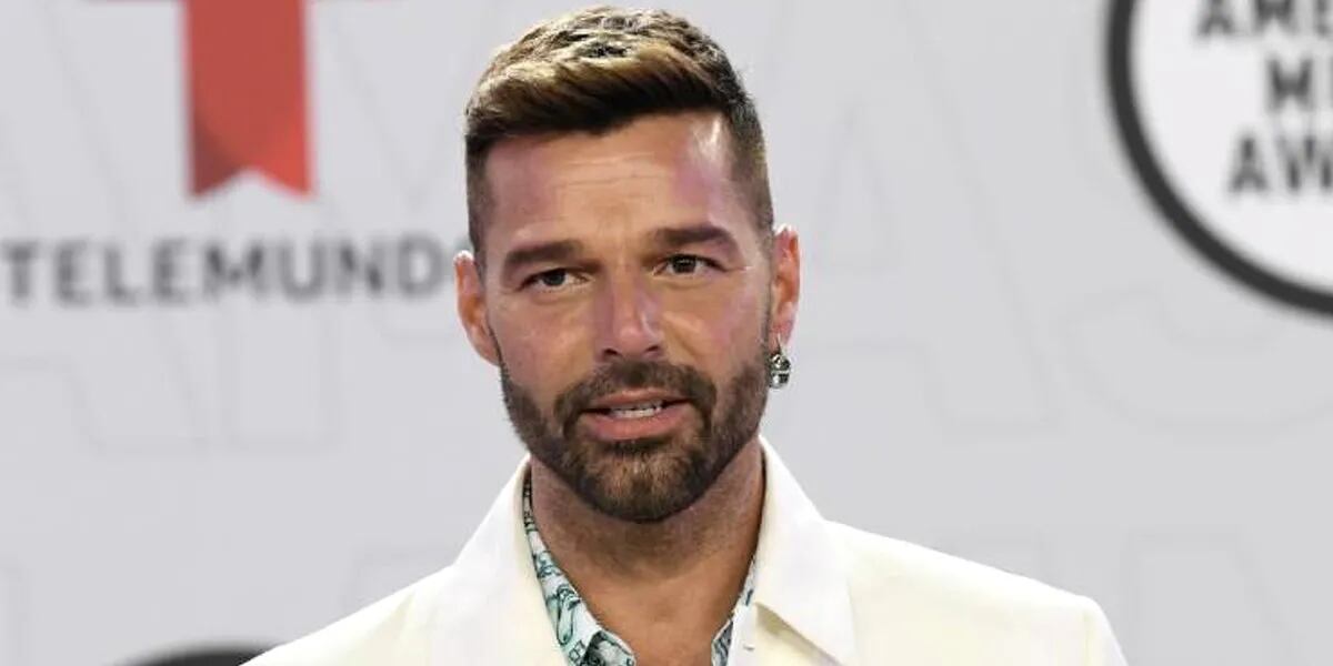 Ricky Martin apareció en televisión y las dudas sobre sus “retoques estéticos” coparon las redes: “¿Qué se hizo?”