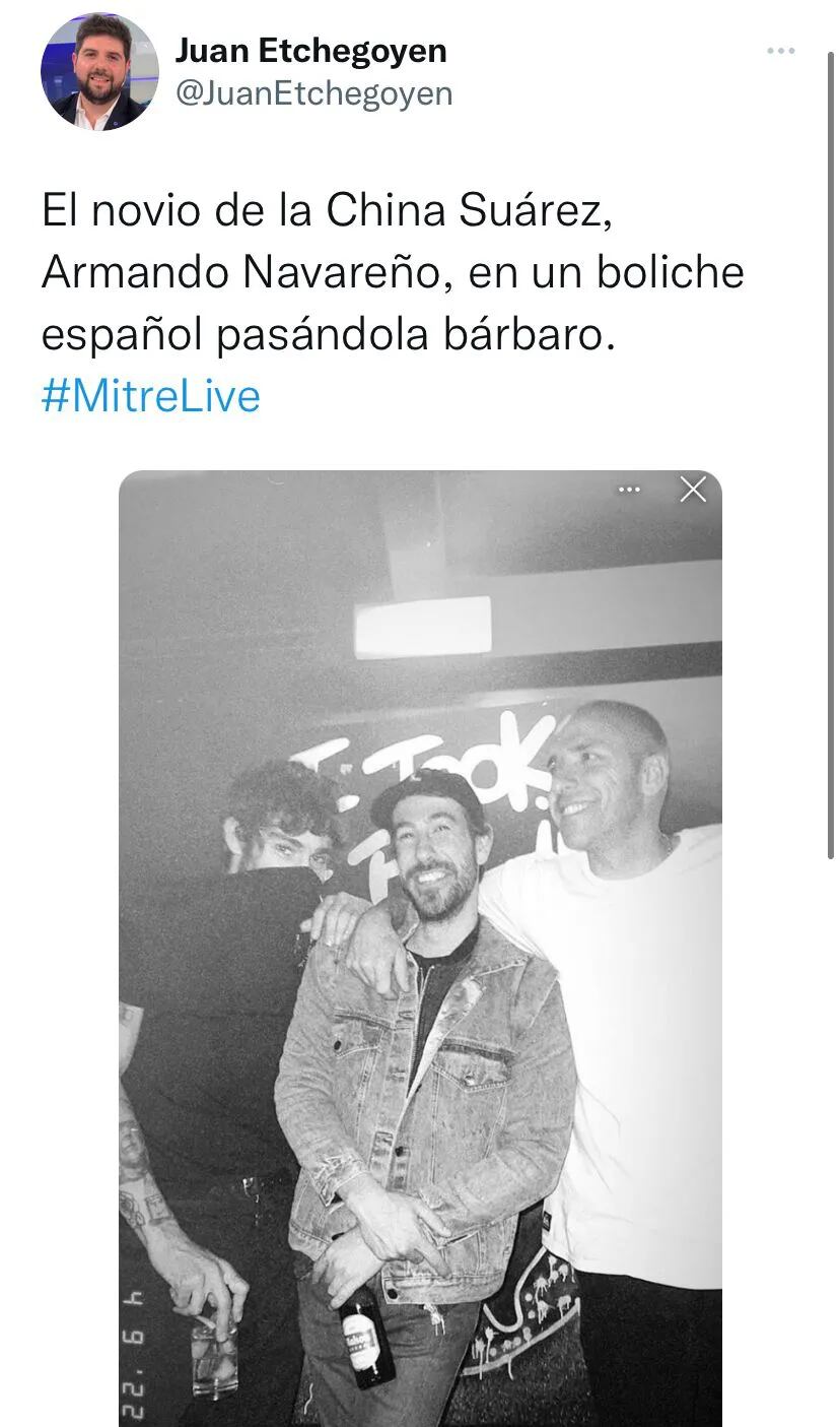 La foto del novio de la China Suárez disfrutando de la noche de Madrid.