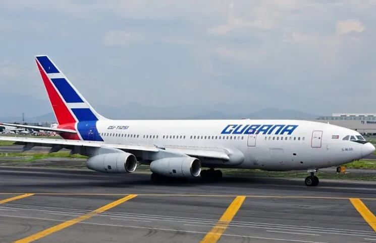 Cristina Kirchner y Florencia vuelven al país: tomaron el último vuelo programado desde Cuba (Imagen de archivo)
