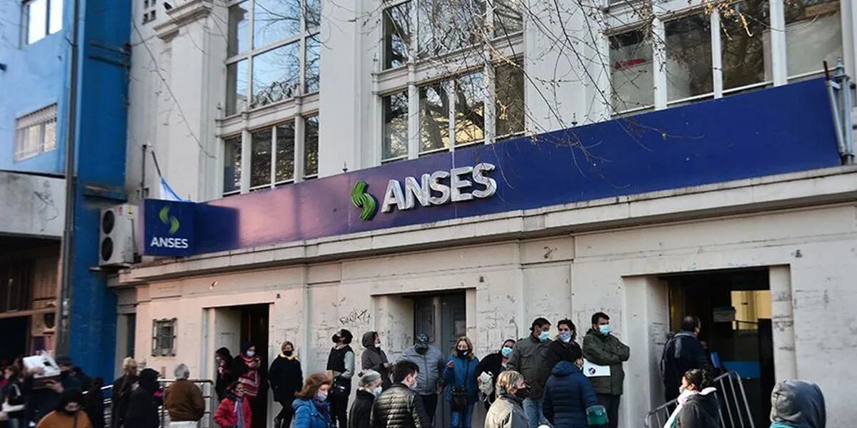 La ANSES confirmó un bono de $60.000 pesos para monotributistas: cómo lo pagarán