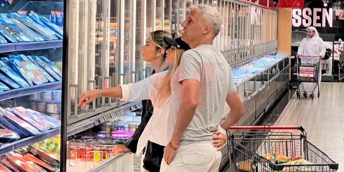 Hernán Crespo y Antonella Silguero se mostraron juntos en un supermercado de Qatar