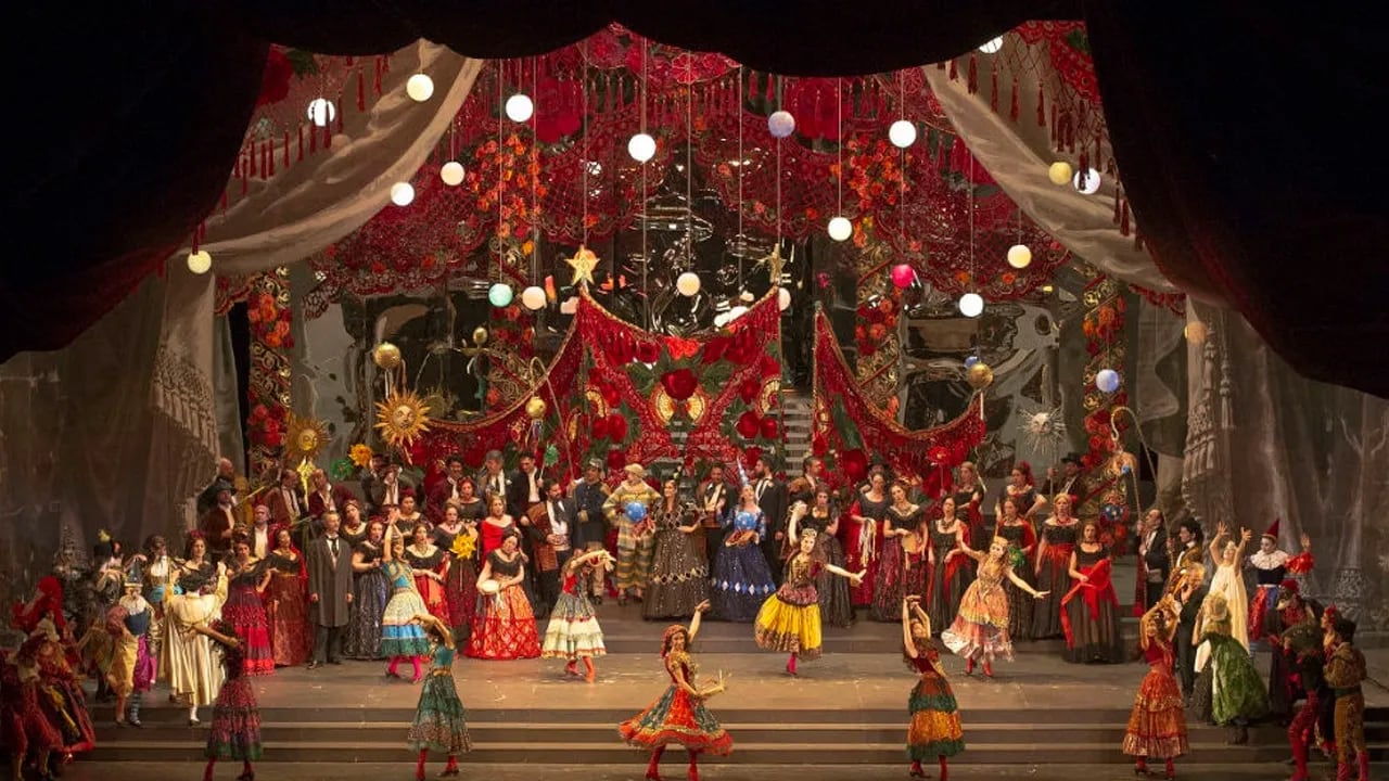 El Teatro Colón volvió a transmitir "La Traviata", en versión de Franco Zeffirelli