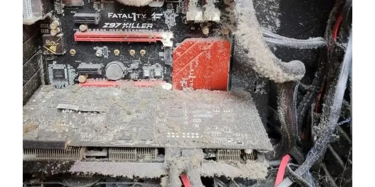 Limpió su computadora después de 6 años y se quedó mudo: “Esto es vergonzoso”