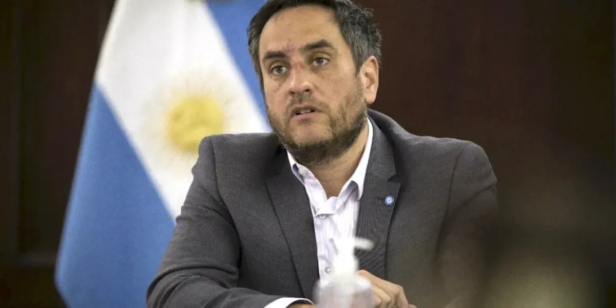 Juan Cabandié respondió a las acusaciones por la falta de prevención ante la sequía: "Las provincias son autónomas y tienen la competencia d