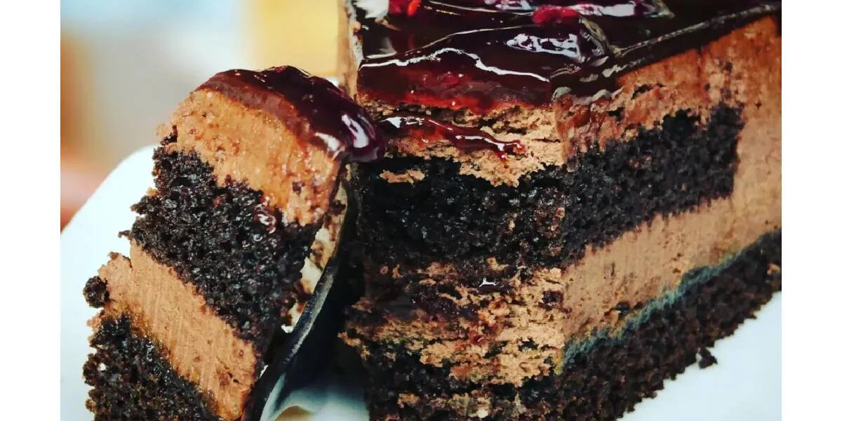 Se hizo viral por su estrategia para pedir otra porción de torta en la casa de su novia