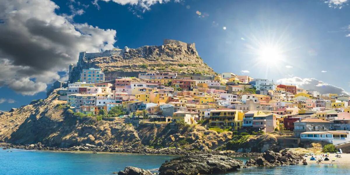 Una isla paradisíaca ofrece 15 mil euros a cada persona que se mude allí: cuáles son los requisitos