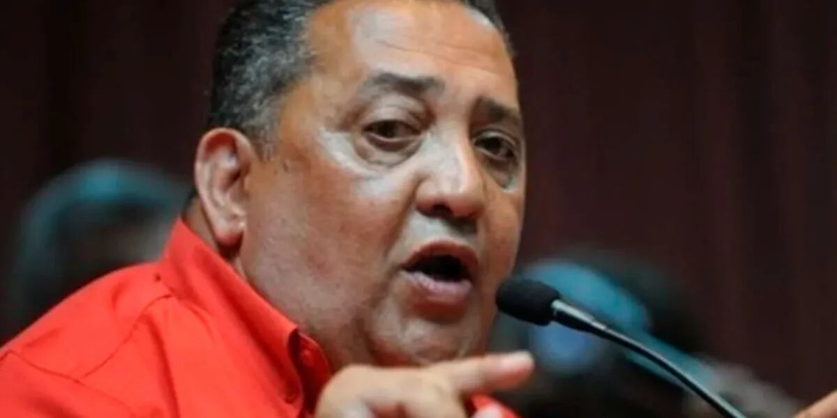 “Una cagada el pedido de disculpas”, el enojo de Luis D’Elía hacia Alberto Fernández tras el escándalo del cumpleaños