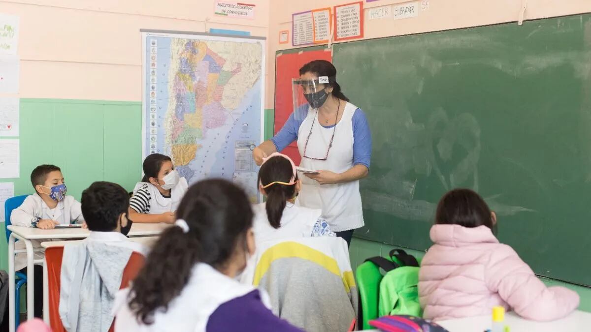 El gobierno porteño anunció que el ciclo lectivo 2022 comenzará en febrero: “Habrá más días de clases”