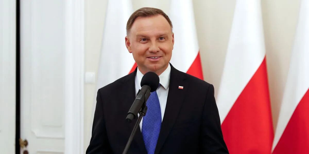 Dos comediantes rusos engañaron al presidente de Polonia y fingieron ser Emmanuel Macron