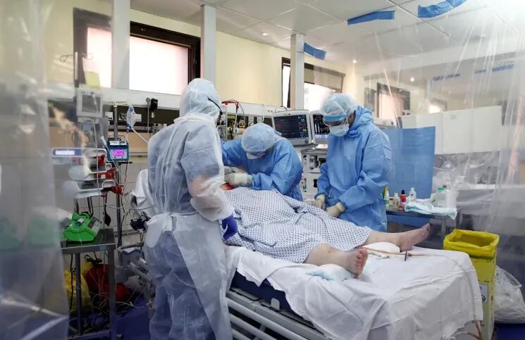 Coronavirus en Argentina | Murió un enfermero de 47 años y es la primera víctima fatal del sistema de salud