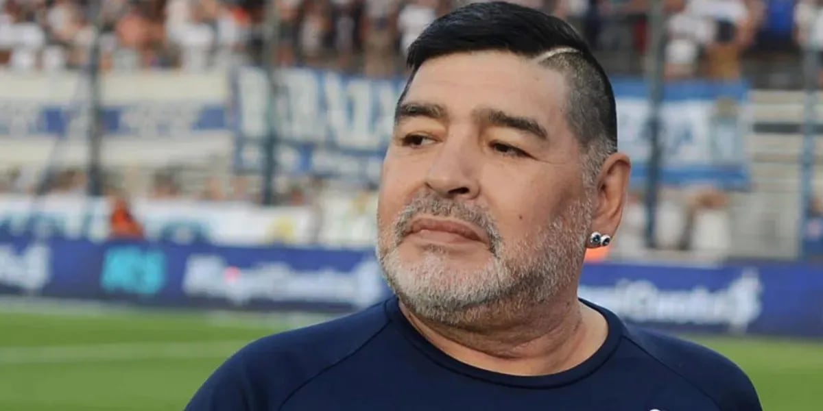 Caminaba por Nápoles, se cruzó con “Diego Maradona” y lo tomó como una señal: “Dios”