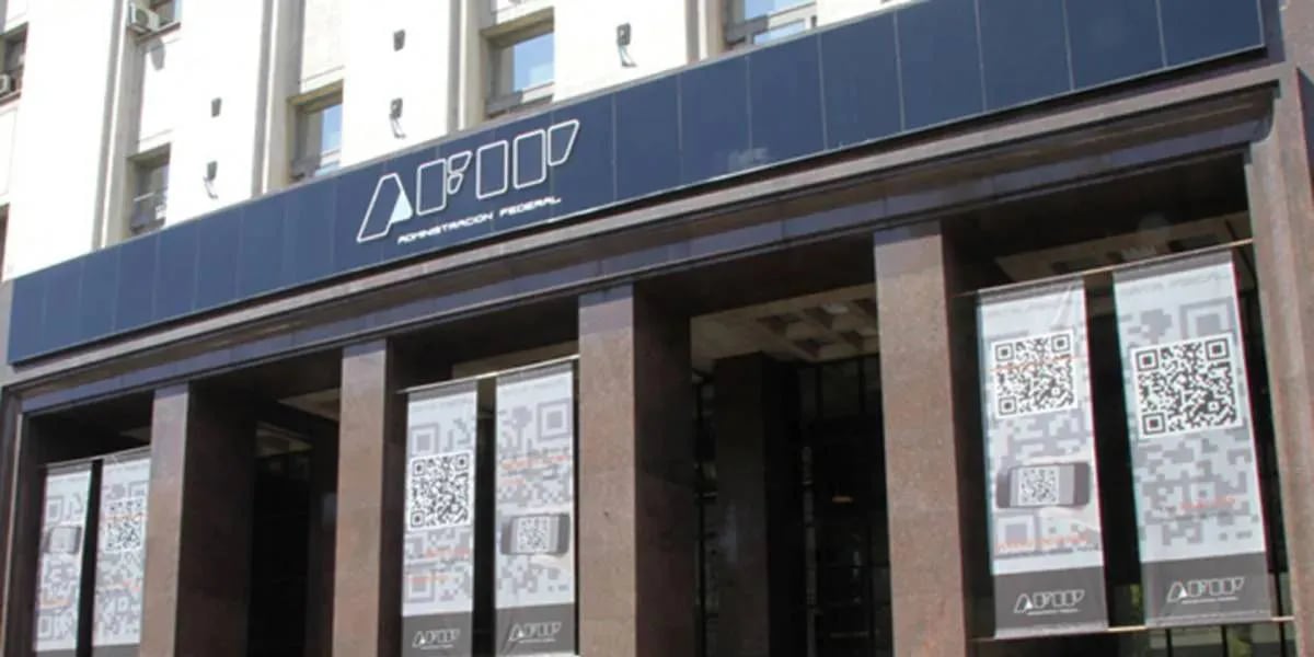 La AFIP intimó a 2.500 contribuyentes que no declararon sus cuentas en el exterior
