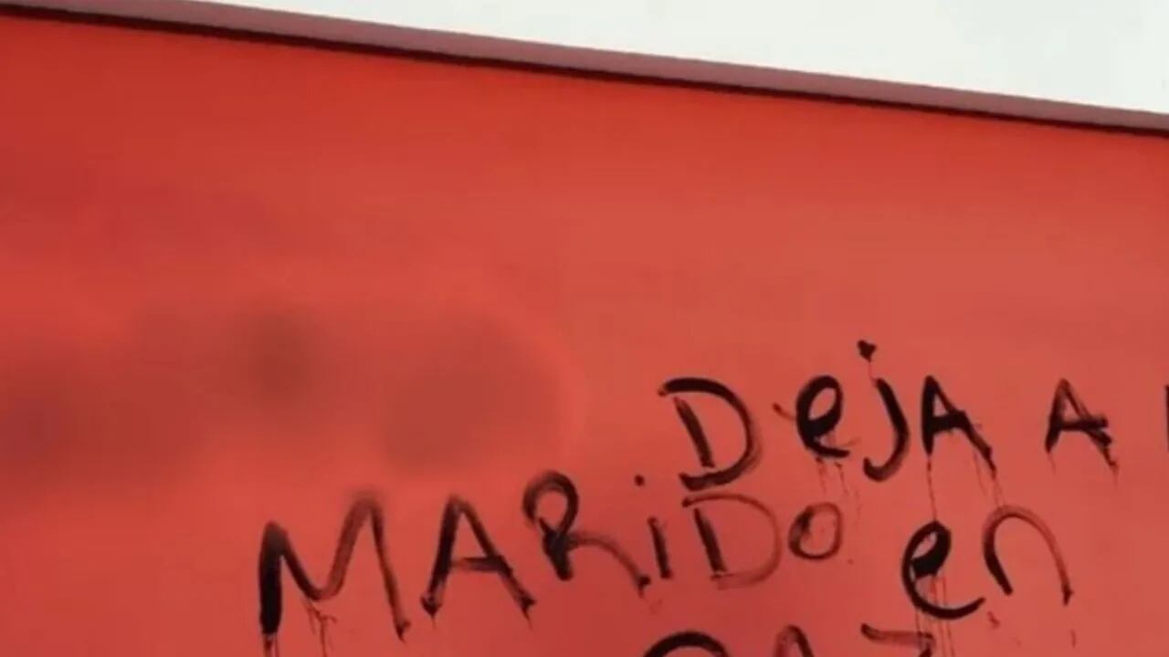 Denuncian pintadas amenazantes en un centro de salud "Dejá a mi marido en paz"