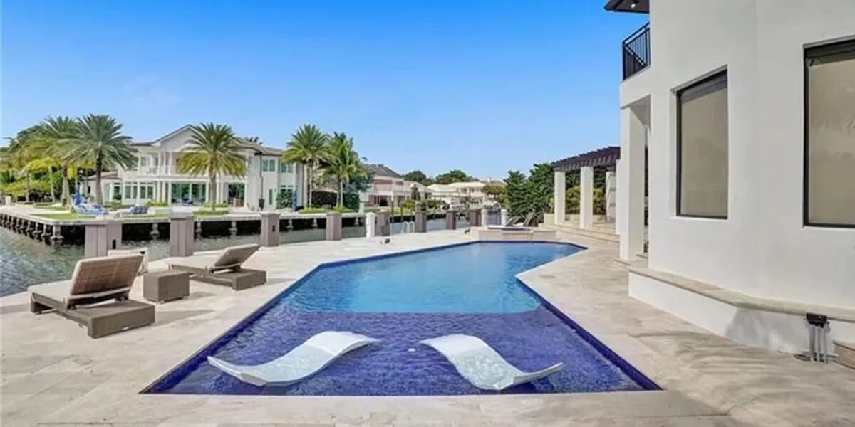 Así es la exclusiva mansión que compró Lionel Messi en Miami para vivir con su familia: spa, muelles y diez habitaciones
