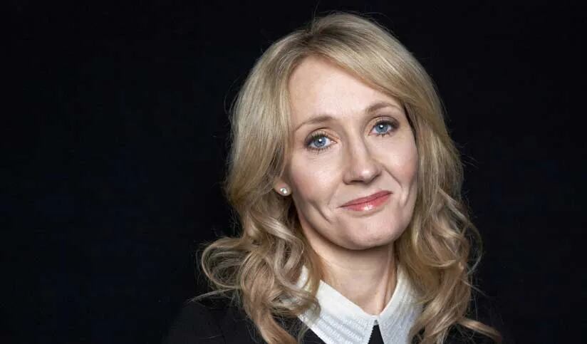 Un misterioso mensaje de J.K. Rowling dejó a los fanáticos de "Harry Potter" desconcertados