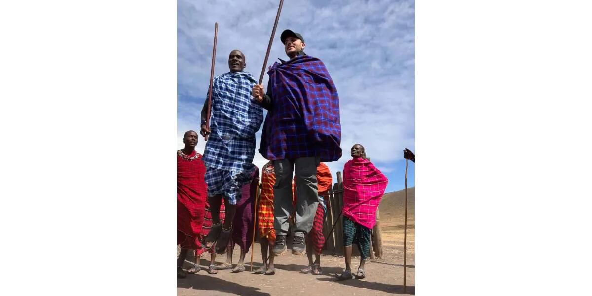 Mauro Icardi y Wanda Nara fueron a una aldea africana y sus fotos generaron una catarata de comentarios