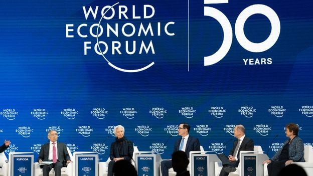 Peligro de “colapso del Estado”, inflación en alza y bajo crecimiento: el duro panorama del Foro de Davos sobre Argentina