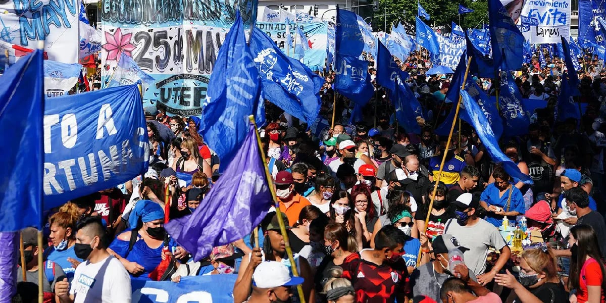 Los movimientos sociales analizan realizar protestas pese al pago del Gobierno: "El aguinaldo aún no está definido"