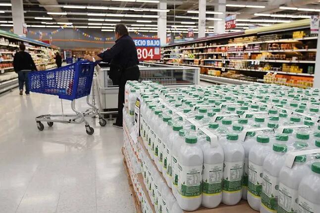 Sumarán más de cien productos lácteos al programa Precios Cuidados