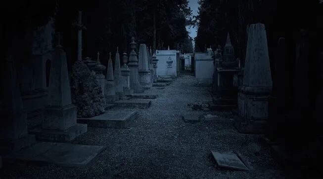 Apareció "La Llorona" de noche en el cementerio y sus gritos desconsolados sembraron pánico": "Agarré la Biblia"