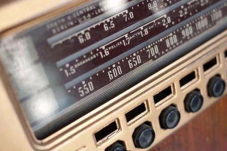 Dia De La Radio En Argentina 101 Años De “los Locos De La Azotea” Radio Mitre