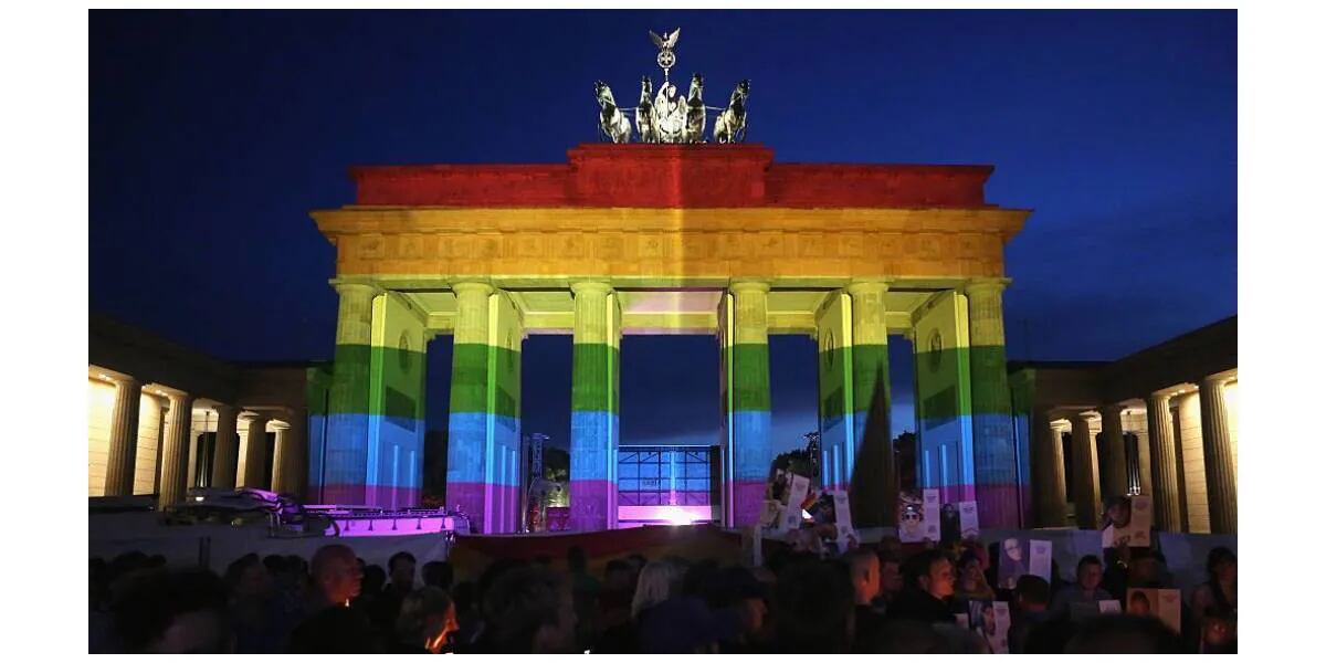 Alemania indemnizó a víctimas de una ley de homosexualidad endurecida durante el nazismo
