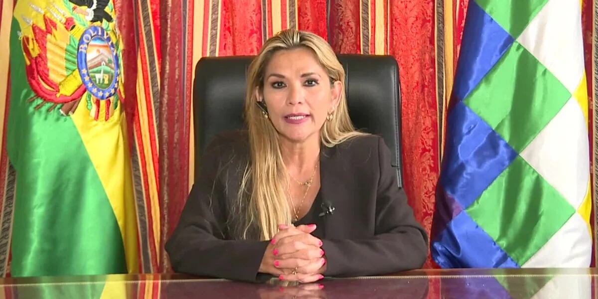 Jeanine Áñez, ex presidenta de Bolivia, intentó suicidarse en la prisión