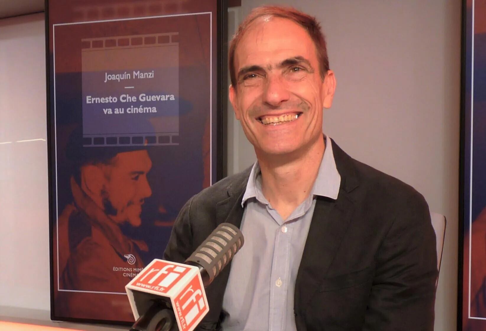 El profesor e investigador argentino Joaquín Manzi en RFI