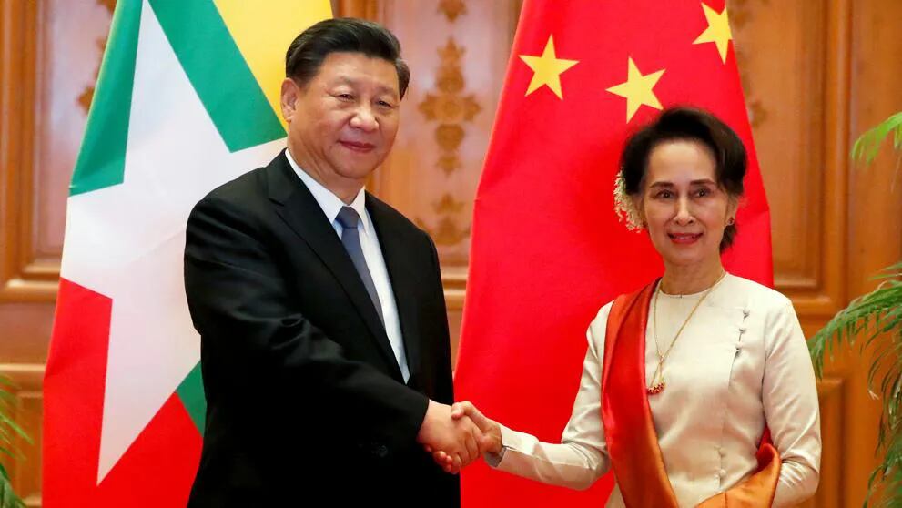 Facebook tradujo el nombre del presidente chino, Xi Jinping, como "pedazo de mierda" y no pasó inadvertido

