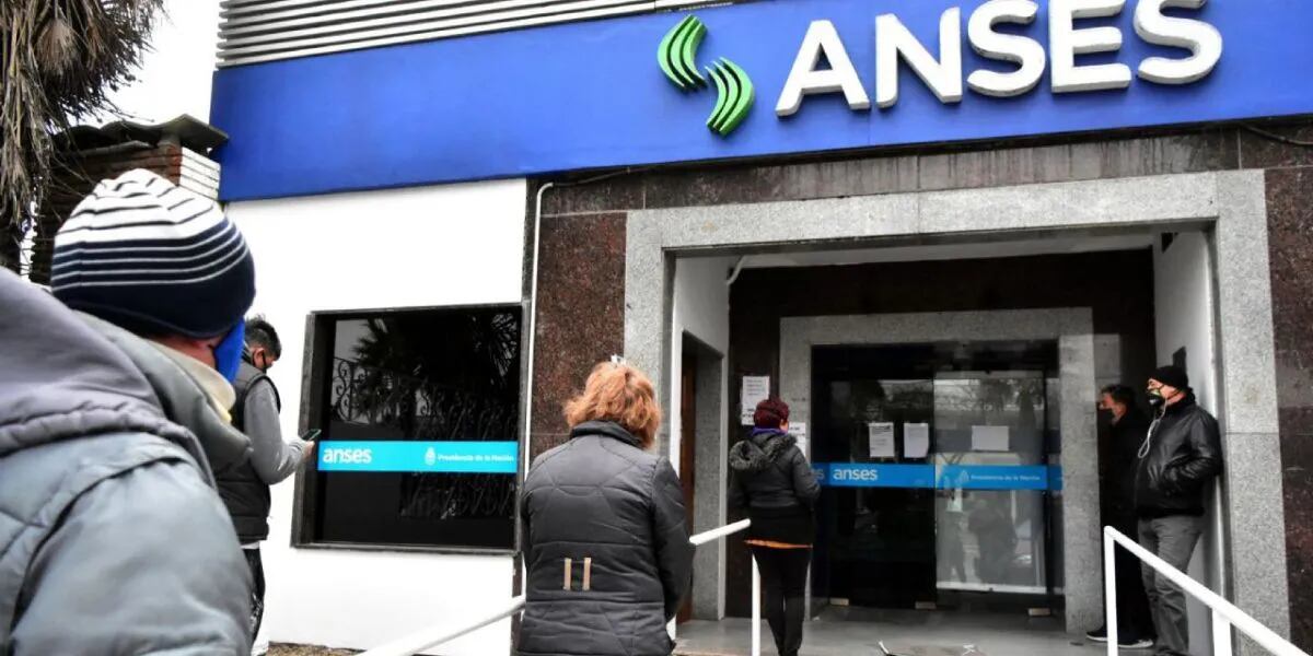 ANSES anunció un bono extra de $9.795: quiénes son los beneficiarios y cuándo se cobrará