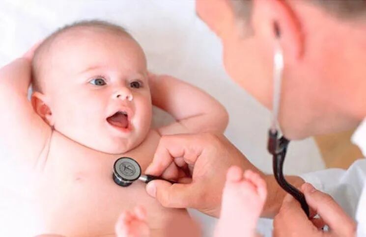 Tos ferina, la infección de las vías respiratorias que afecta a los bebés