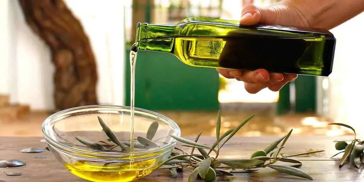 La ANMAT prohibió la venta de un aceite de oliva extra virgen: cuál es