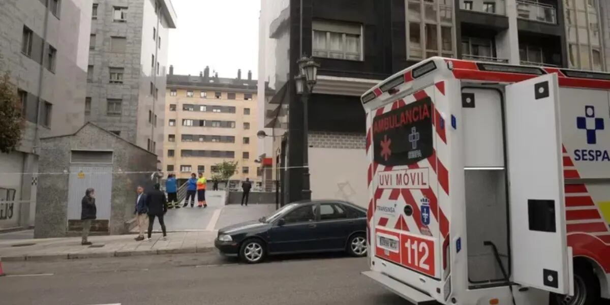 Los fuertes detalles sobre las mellizas de 12 años que saltaron de un sexto piso en España