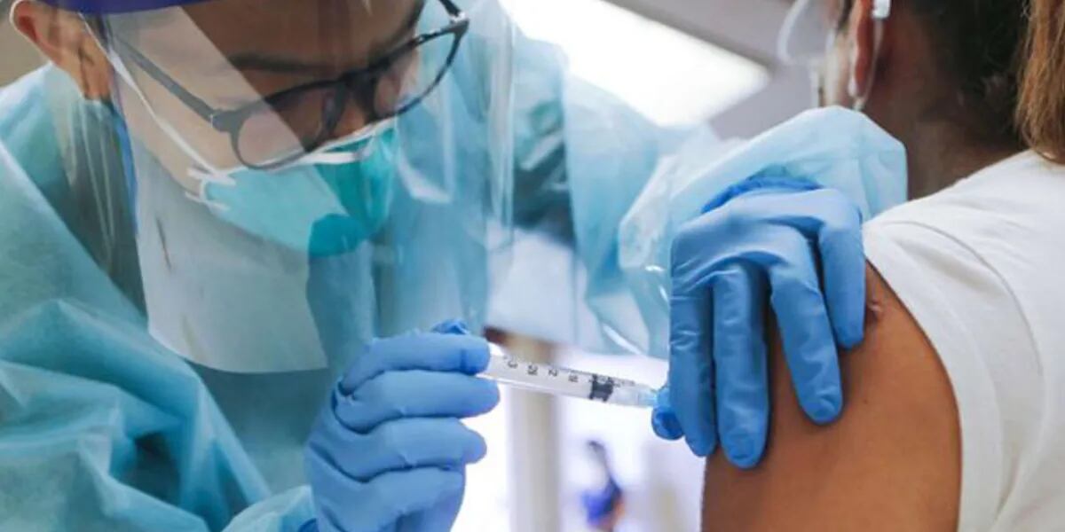 Pfizer y BioNTech confirman que no se necesita otro tipo de vacuna contra las nuevas cepas de coronavirus