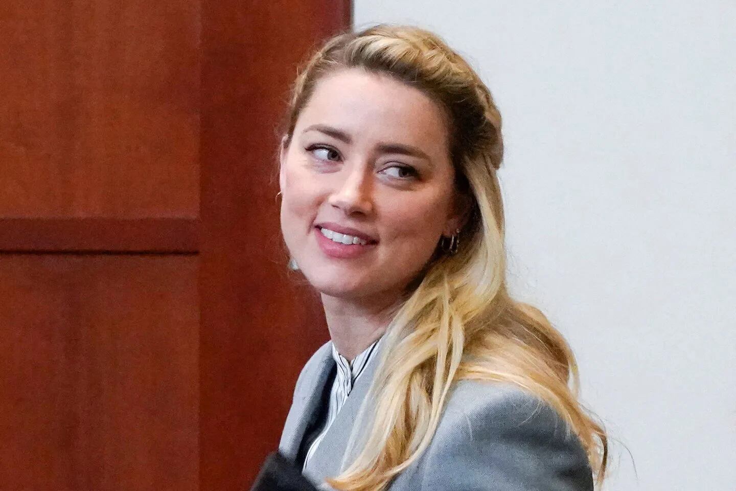 La actriz Amber Heard recibió una oferta millonaria para participar en una película de adultos.
