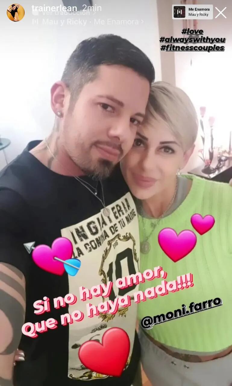 Mónica Farro y una foto acaramelada con su marido