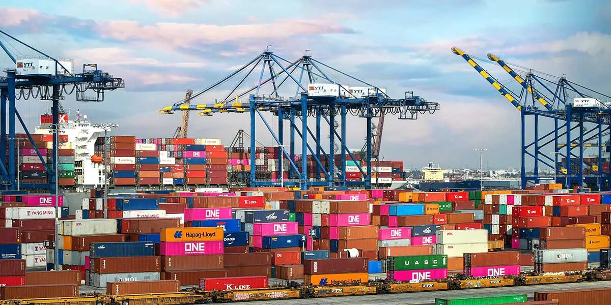 La AFIP estableció nuevos valores de referencia y criterios para importadores y exportadores