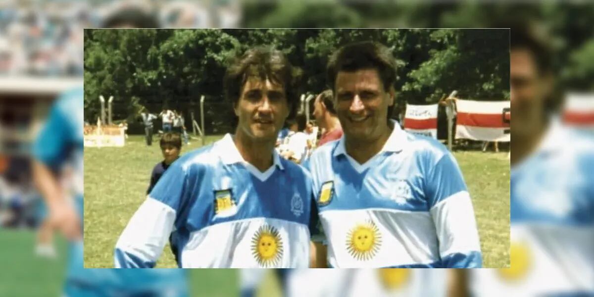 La storia della maglia della nazionale argentina con la bandiera da utilizzare ai Mondiali d'Italia del 1990