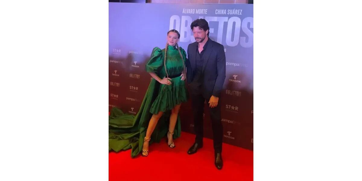 El impactante look de la China Suárez en el estreno de "Objetos"