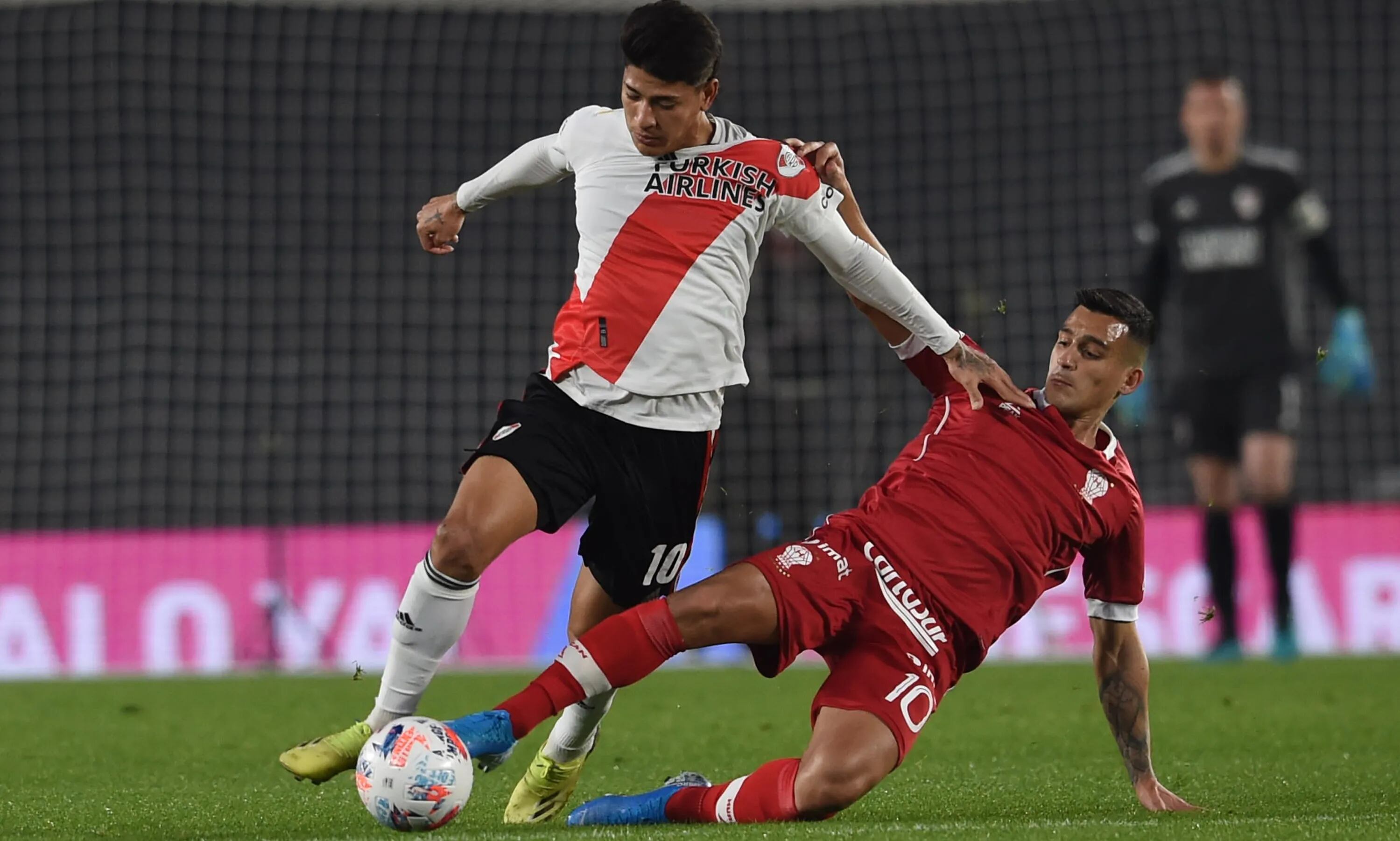 Copa de la Liga: River empató a último minuto con Huracán en el Monumental