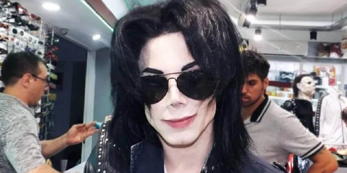 🔴 Confundieron al imitador argentino de Michael Jackson con Felipe Pettinato y le dieron una paliza