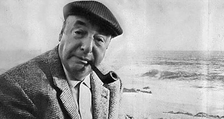 15 frases románticas y de amistad de Pablo Neruda