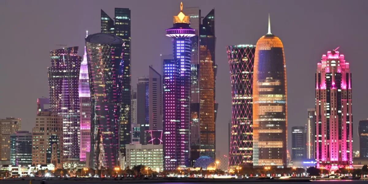 Buscan trabajadores para el mundial de Qatar 2022: cuáles son los puestos y los sueldos que ofrecen