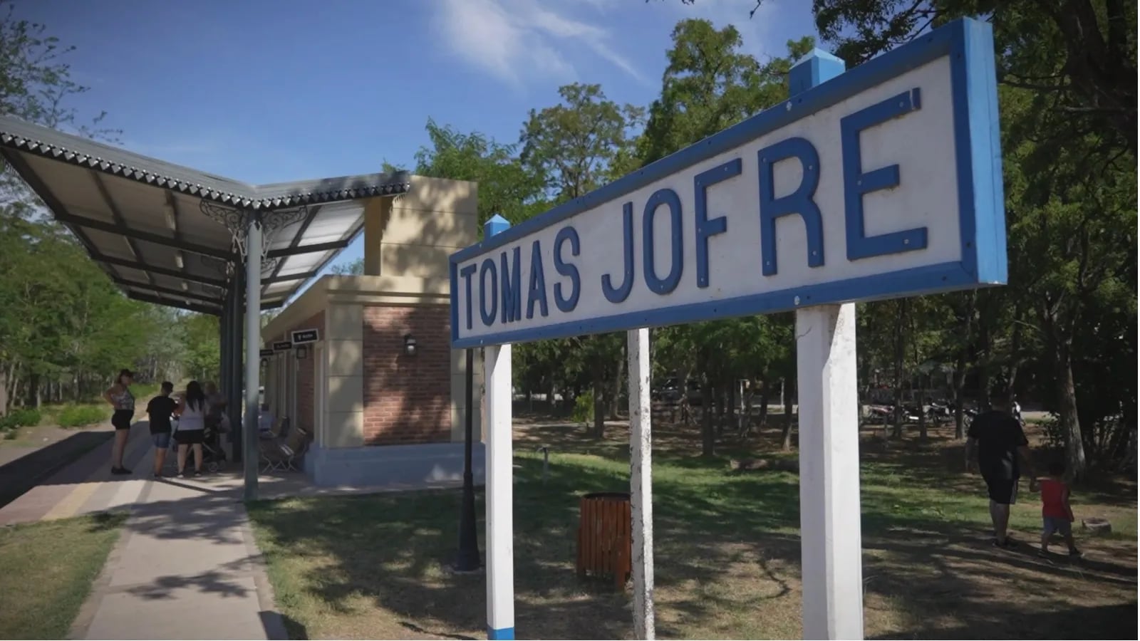 Se inauguró un “servicio turístico” entre las estaciones Tomás Jofré, Altamira y Mercedes de la línea Belgrano