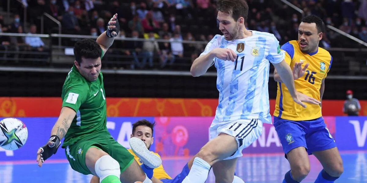 La selección argentina de futsal le ganó el clásico a Brasil y se metió en la final del Mundial