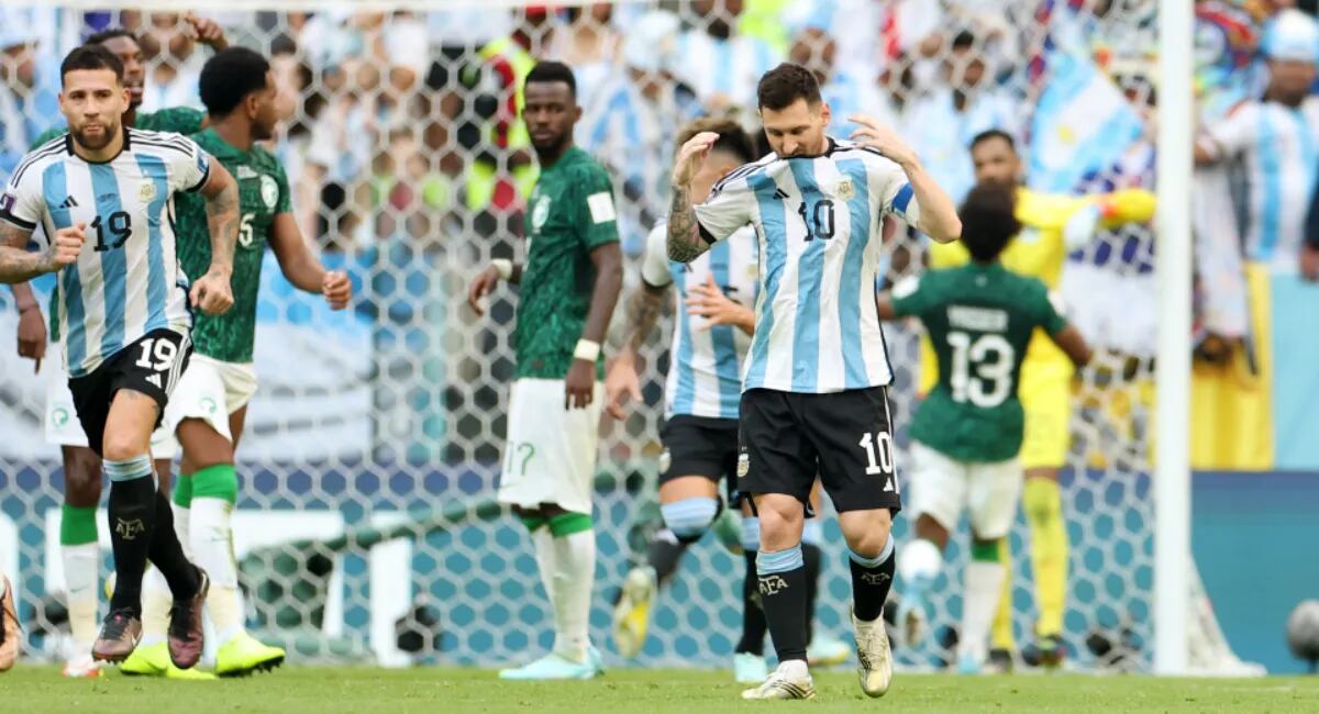 Se filtró la polémica charla que la Selección Argentina tuvo tras el golpazo ante Arabia Saudita en el Mundial Qatar 2022: “Viaje de egresados”