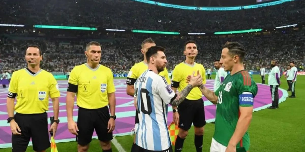El futbolista mexicano que cambió camiseta con Messi apuntó contra Canelo: “No entiende lo que se vive en un vestuario”