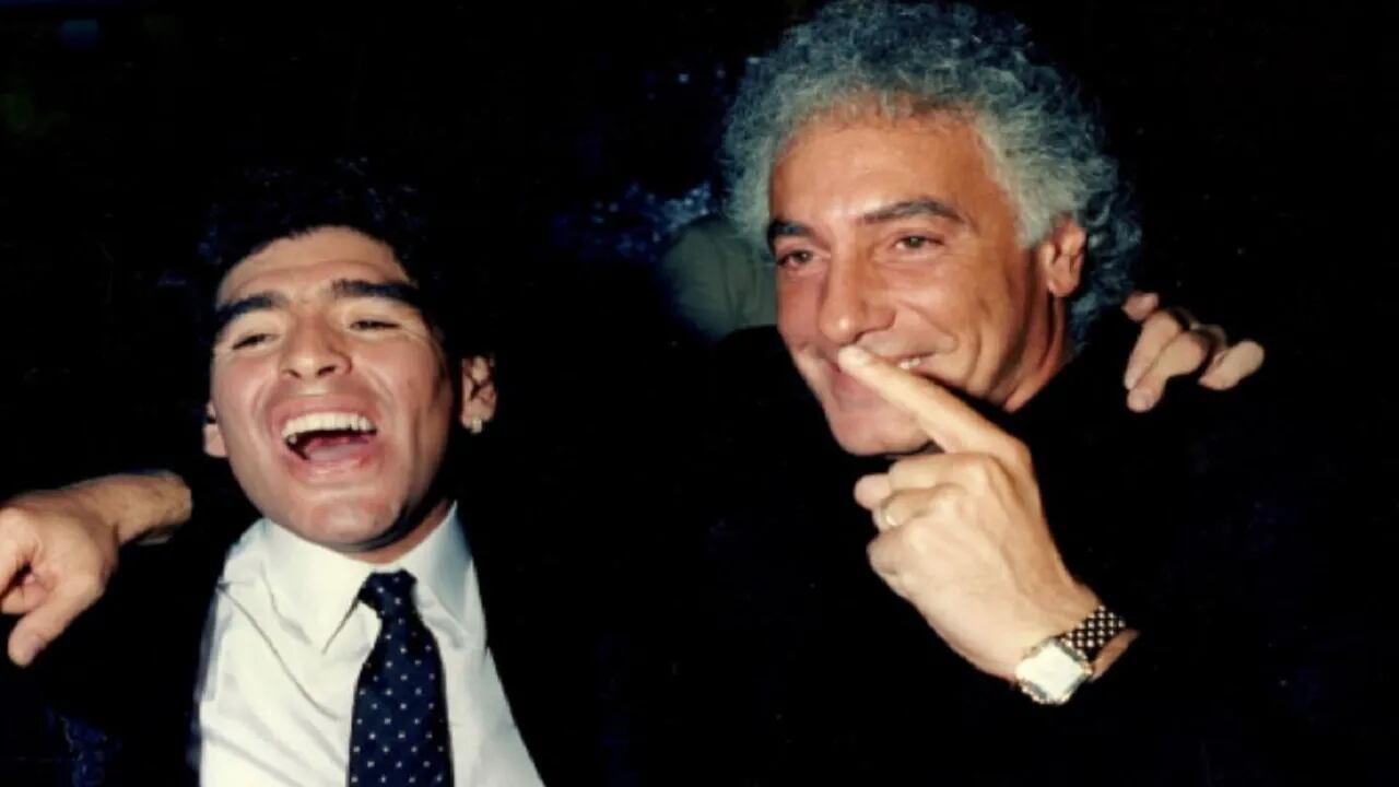 Guillermo Coppola recordó la vez que hicieron una competencia de comida, y Maradona logró comer una cifra impensada de milanesas hechas por su madre.